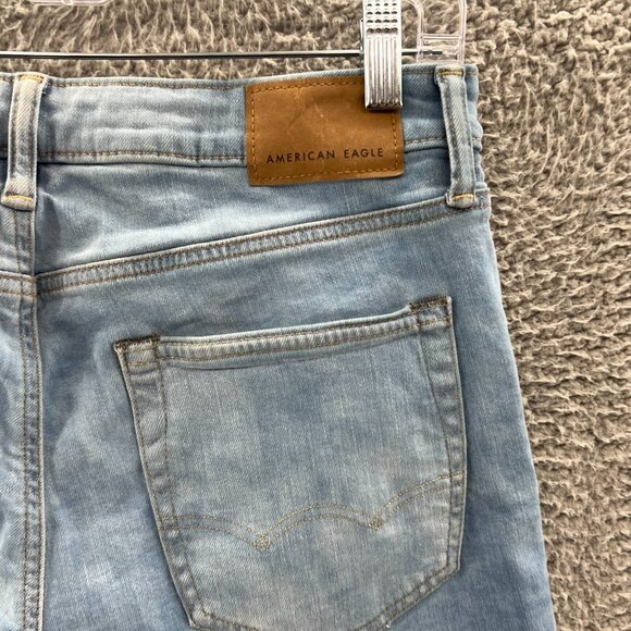 American Eagle Jeans Mens 30 X 30 Slim Straight Airflex Blue Stretch Denim Light - Picture 3 of 10